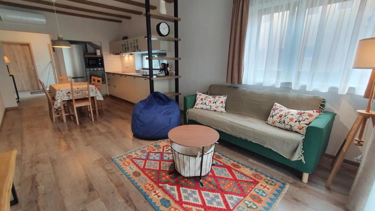 Relax Balaton Apartmanok Balatonfüred Eksteriør bilde