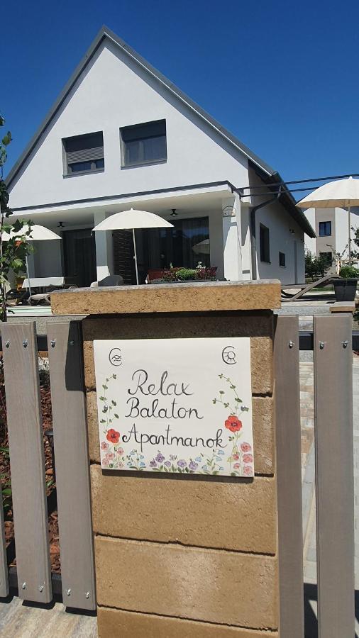 Relax Balaton Apartmanok Balatonfüred Eksteriør bilde