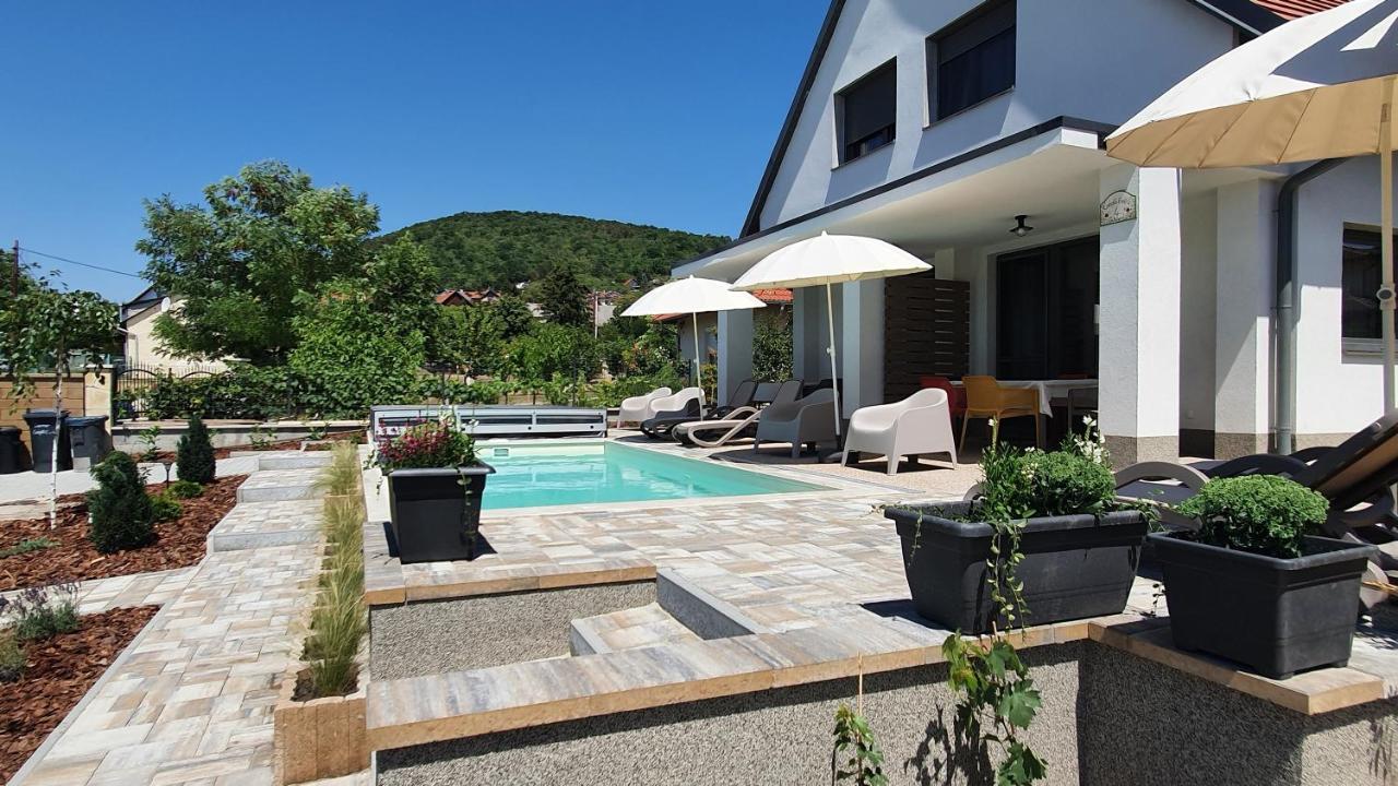 Relax Balaton Apartmanok Balatonfüred Eksteriør bilde